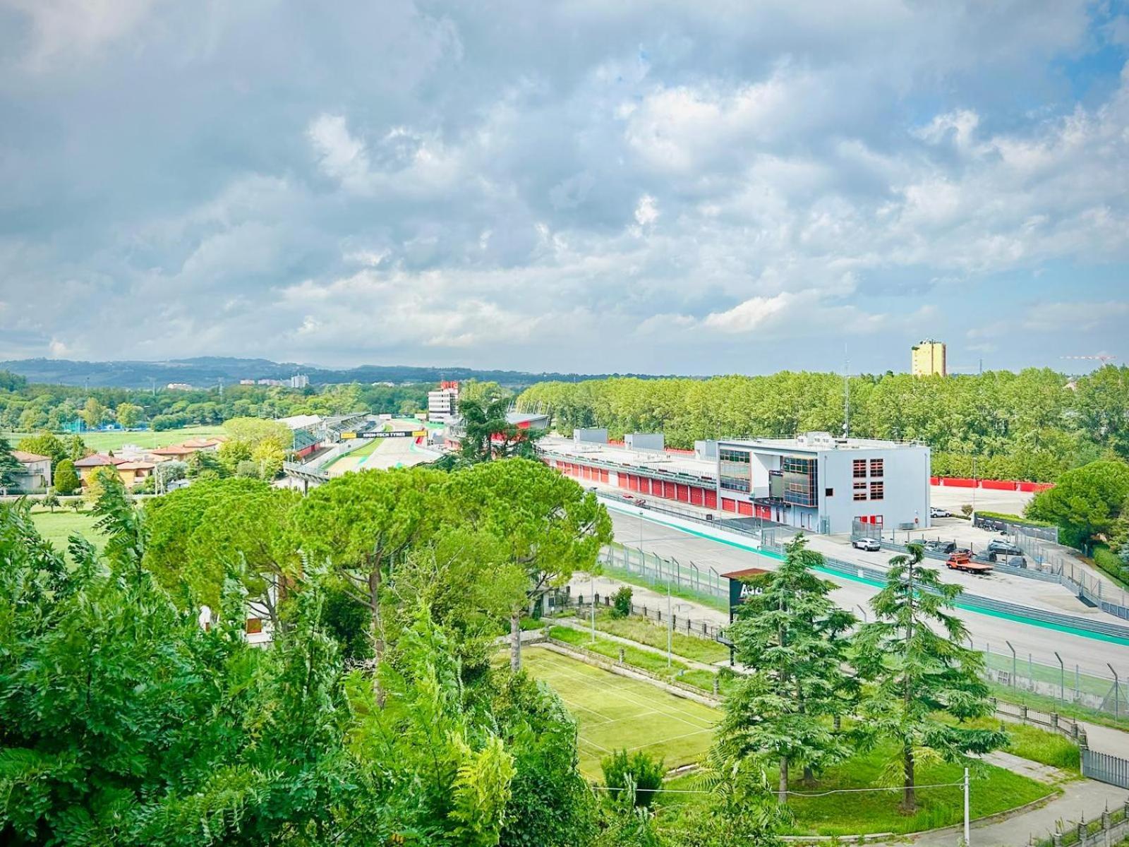 Smart Hotel Autodromo Imola Exterior foto