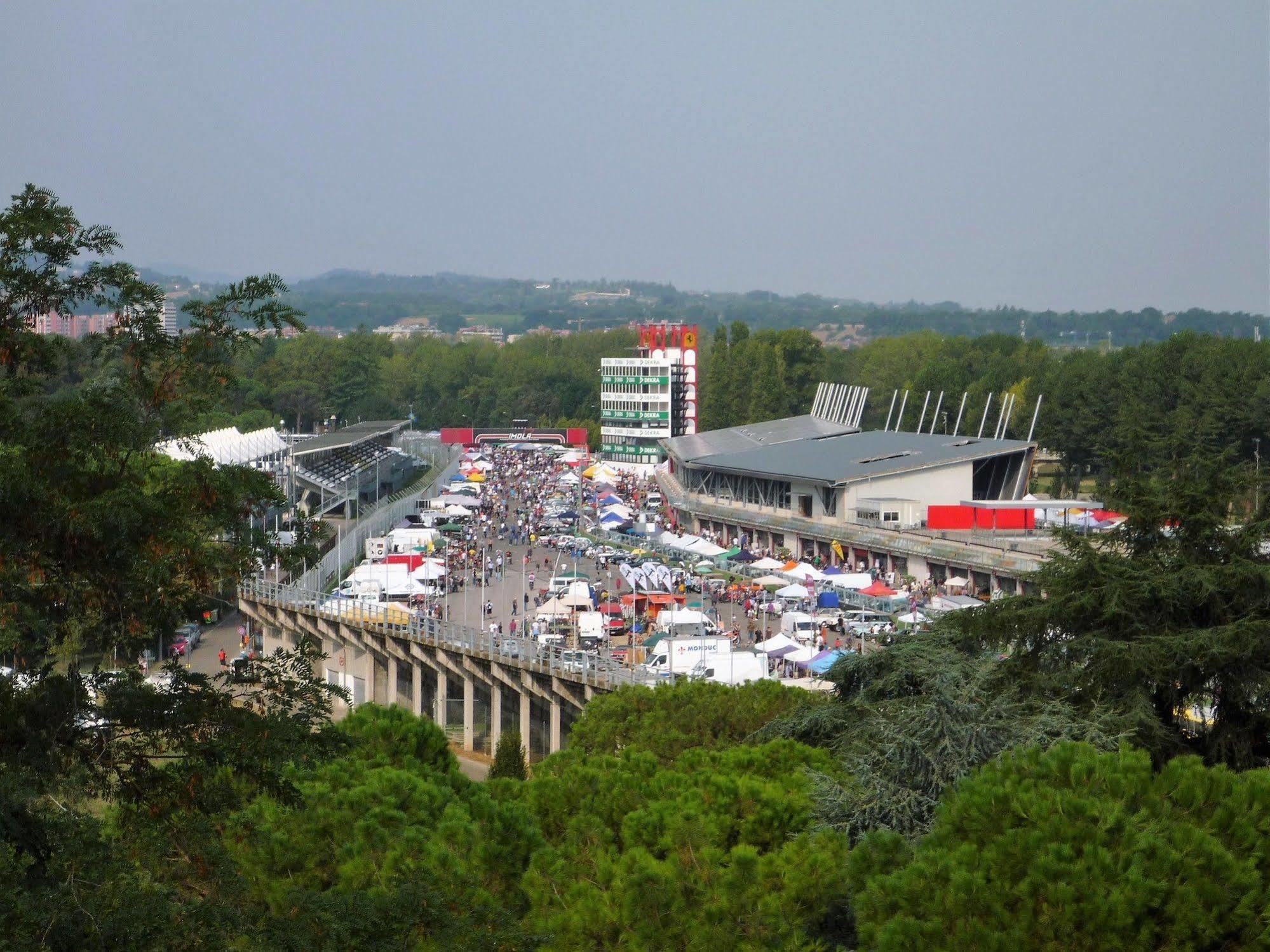 Smart Hotel Autodromo Imola Exterior foto